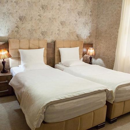 Issam Hotel & Spa Şǝki Kültér fotó