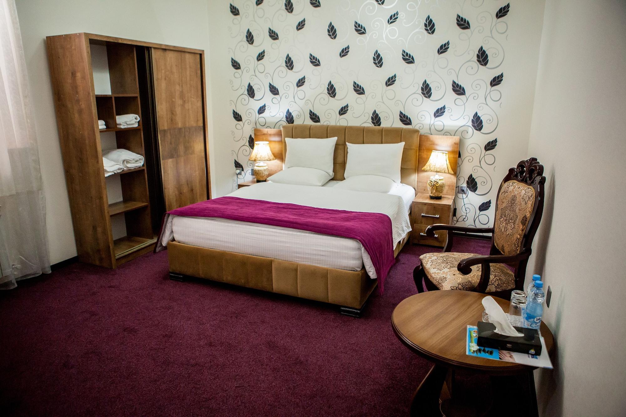 Issam Hotel & Spa Şǝki Kültér fotó